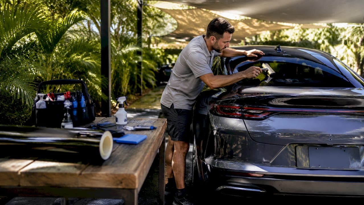 Why Miami Dade Prefers Ceramic Tint for Cars