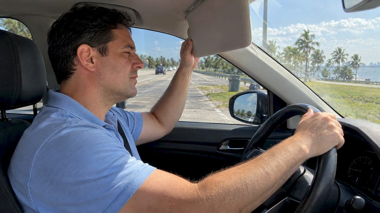 Sun Glare Migraines While Driving: 16 Cases, Safer Stops, and Tint