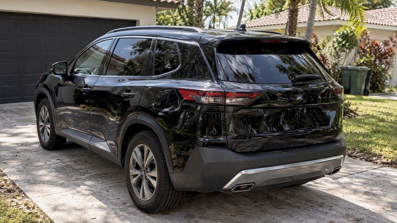 SUV Cargo Privacy Tint: Ceramic vs Dark Film; Pros Tint Curved Glass