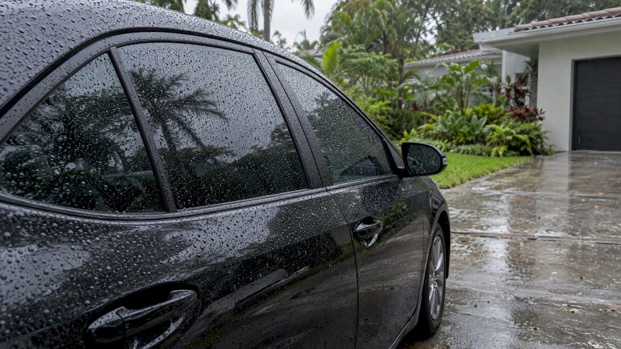 Tinting in Rain: What Happens to Your Windows in Miami